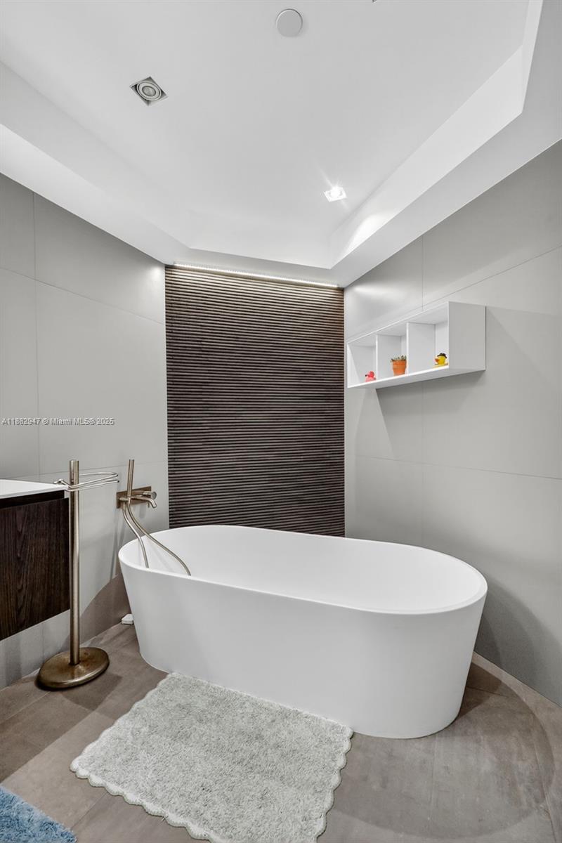 3000 Island Boulevard, Unit 906 Aventura, FL 33160 - Photo 31 of 58