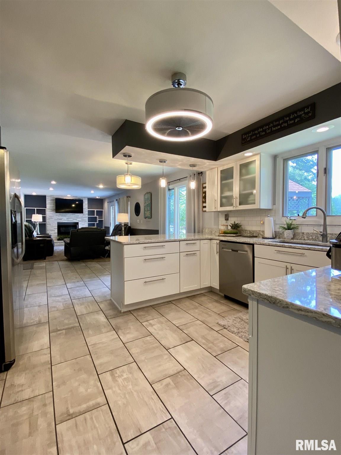 12 Indian Trail Road Macomb, IL 61455 - Photo 6 of 28 Gallery Image 6