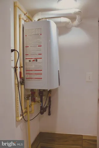 $2,500 | 34 Quincy Place Northeast, Washington, DC 20002