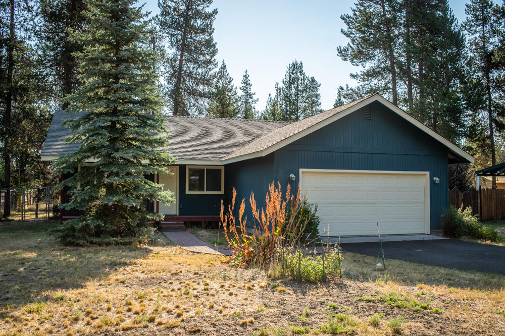 55780 Snow Goose Road Bend, OR 97707 - Photo 3 of 39 3