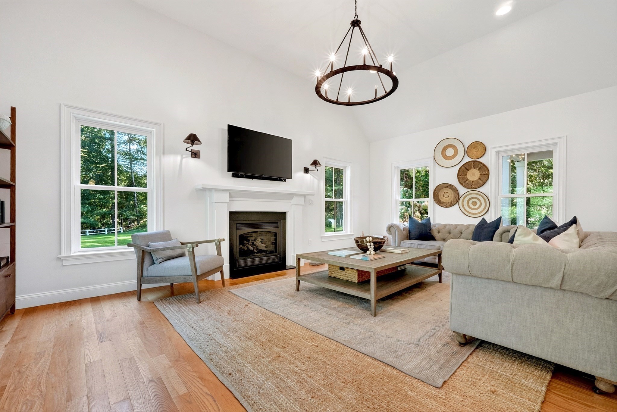 313 Garfield Road Concord, MA 01742 - Photo 8 of 36 Gallery Image 8