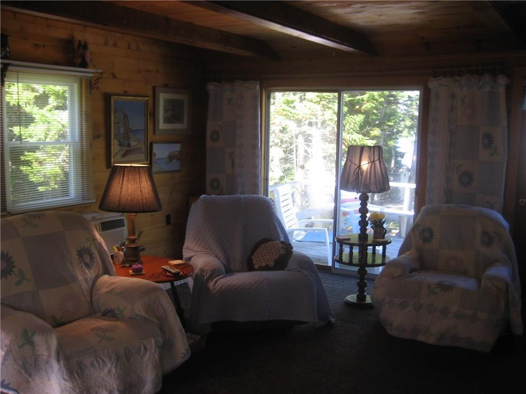 198 Otis Point Road Tenants Harbor, ME 04860 - Photo 15 of 33 Living room