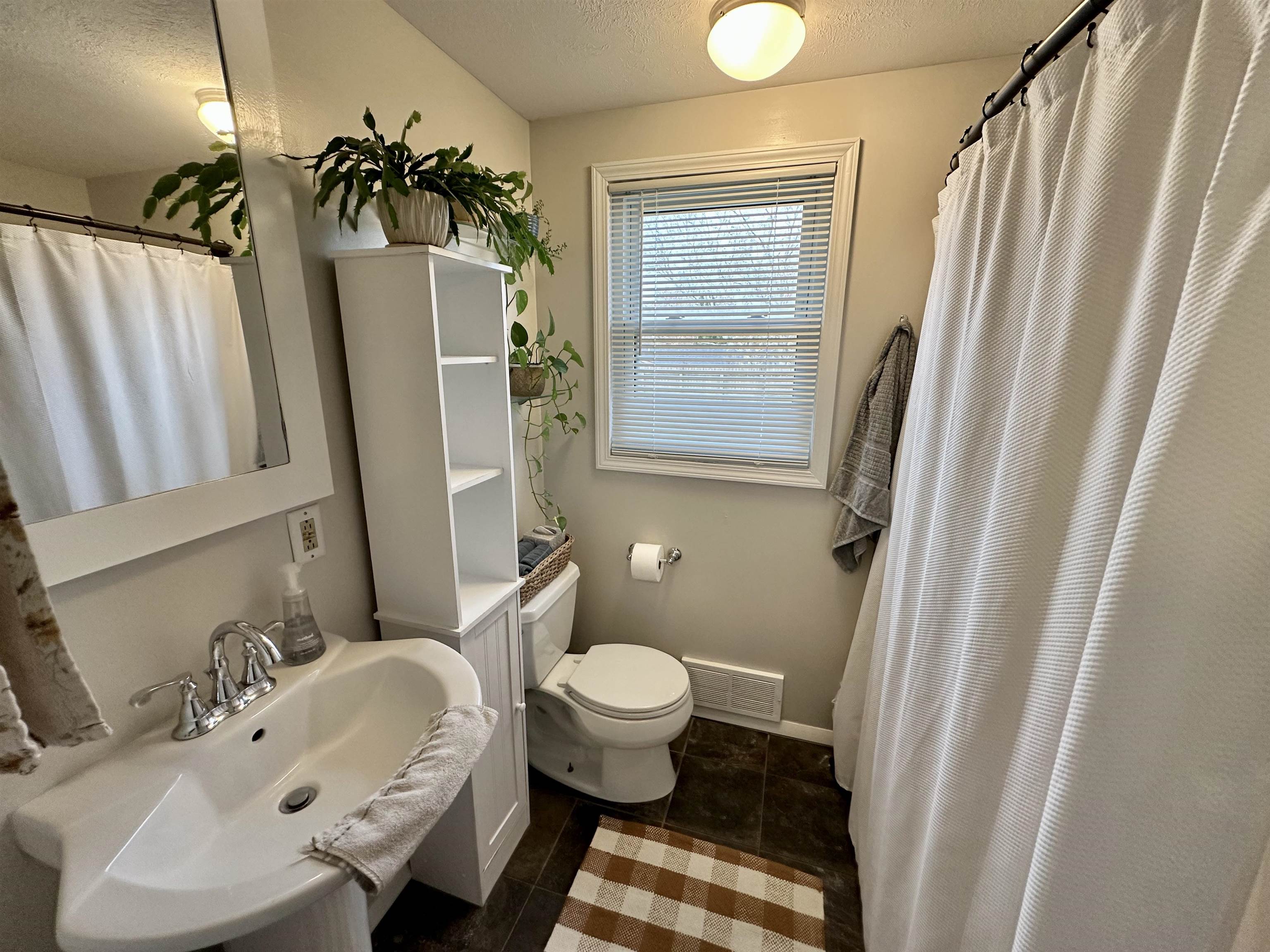 1908 Radcliff Road Traverse City, MI 49685 - Photo 33 of 41