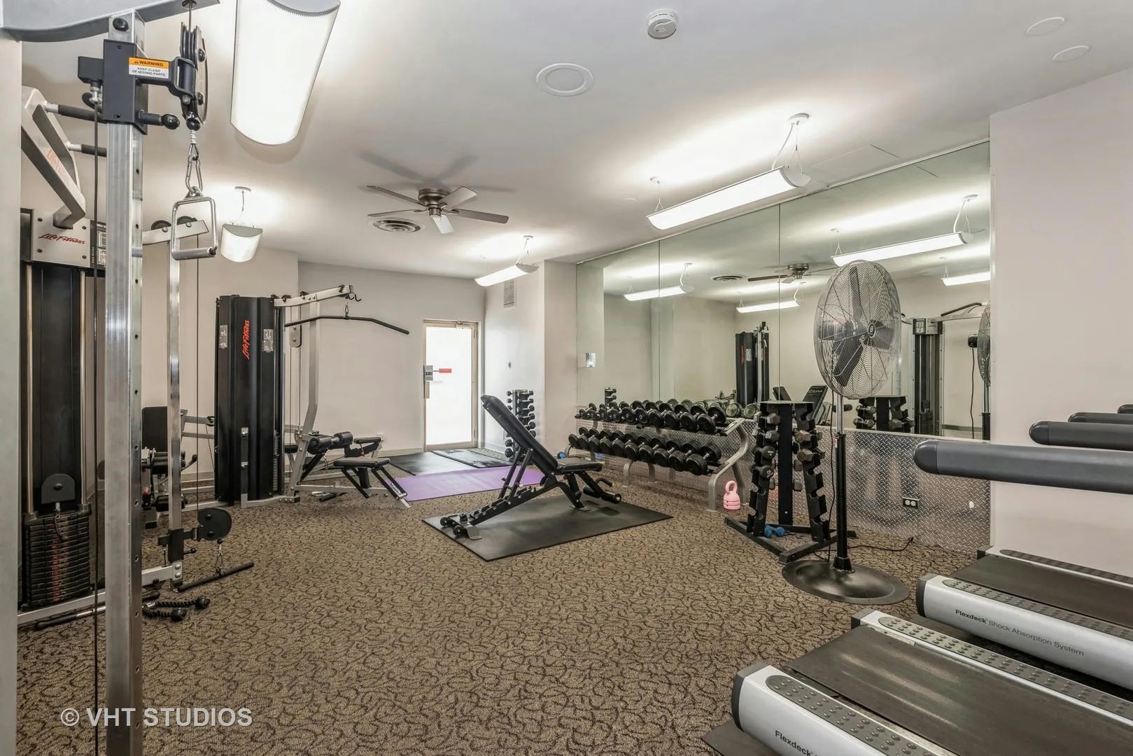 6301 North Sheridan Road, Unit 10R Chicago, IL 60660 - Photo 18 of 20