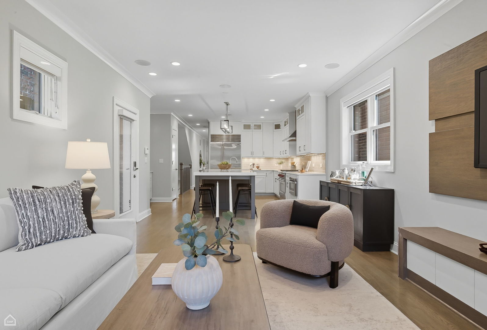 2946 North Racine Avenue, Unit 1 Chicago, IL 60657 - Photo 22 of 39 Gallery Image 22