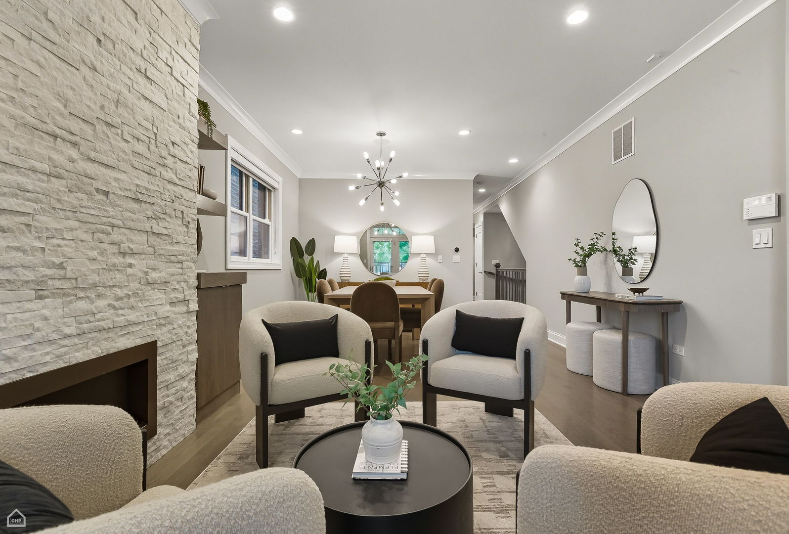 2946 North Racine Avenue, Unit 1 Chicago, IL 60657 - Photo 8 of 39 Gallery Image 8