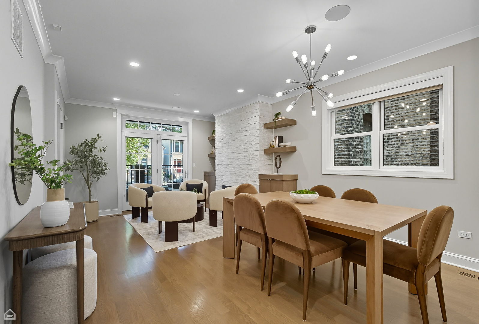 2946 North Racine Avenue, Unit 1 Chicago, IL 60657 - Photo 9 of 39 Gallery Image 9