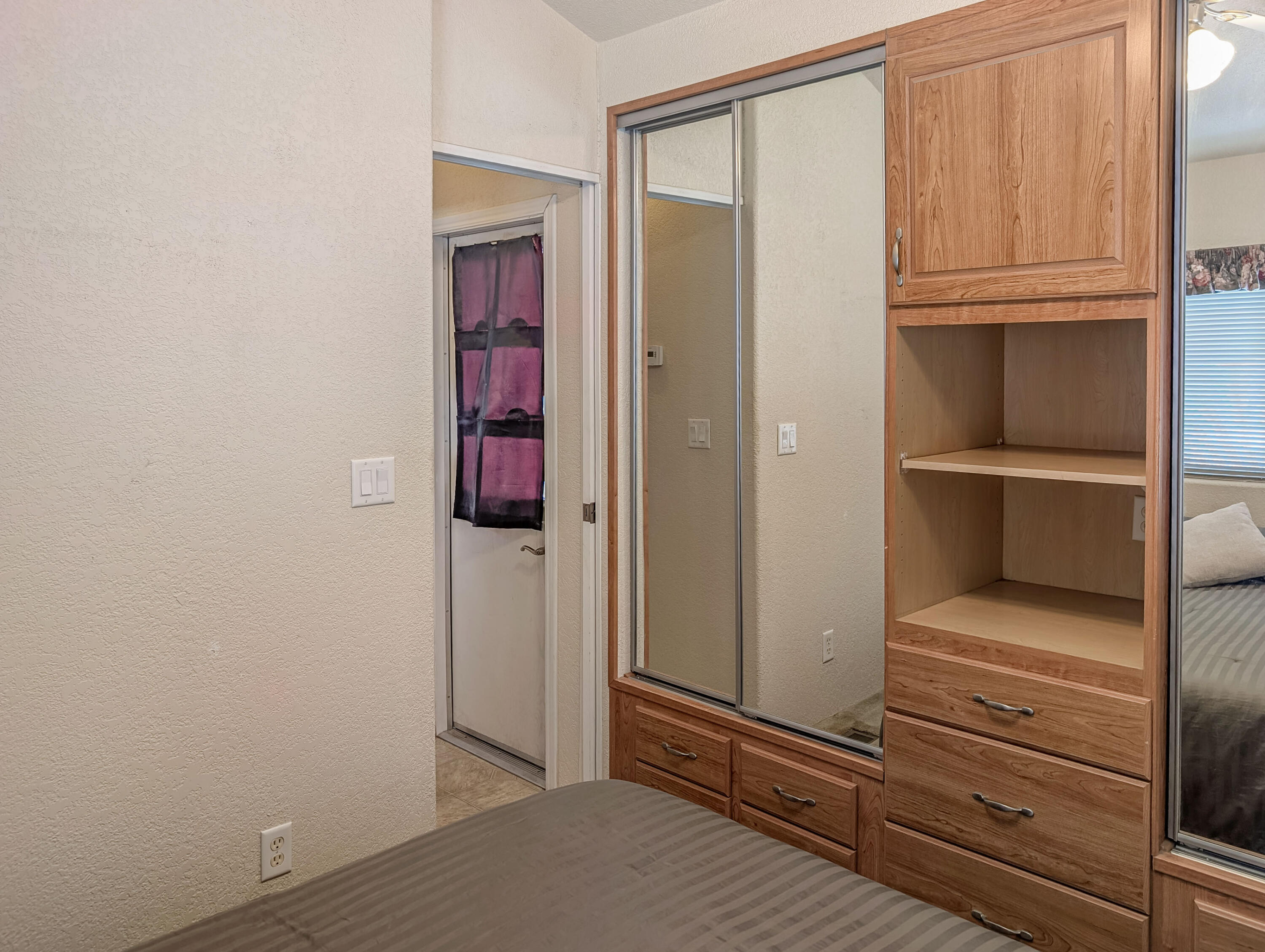 70200 Dillon Road, Unit 669 Desert Hot Springs, CA 92241 - Photo 18 of 24 Bedroom