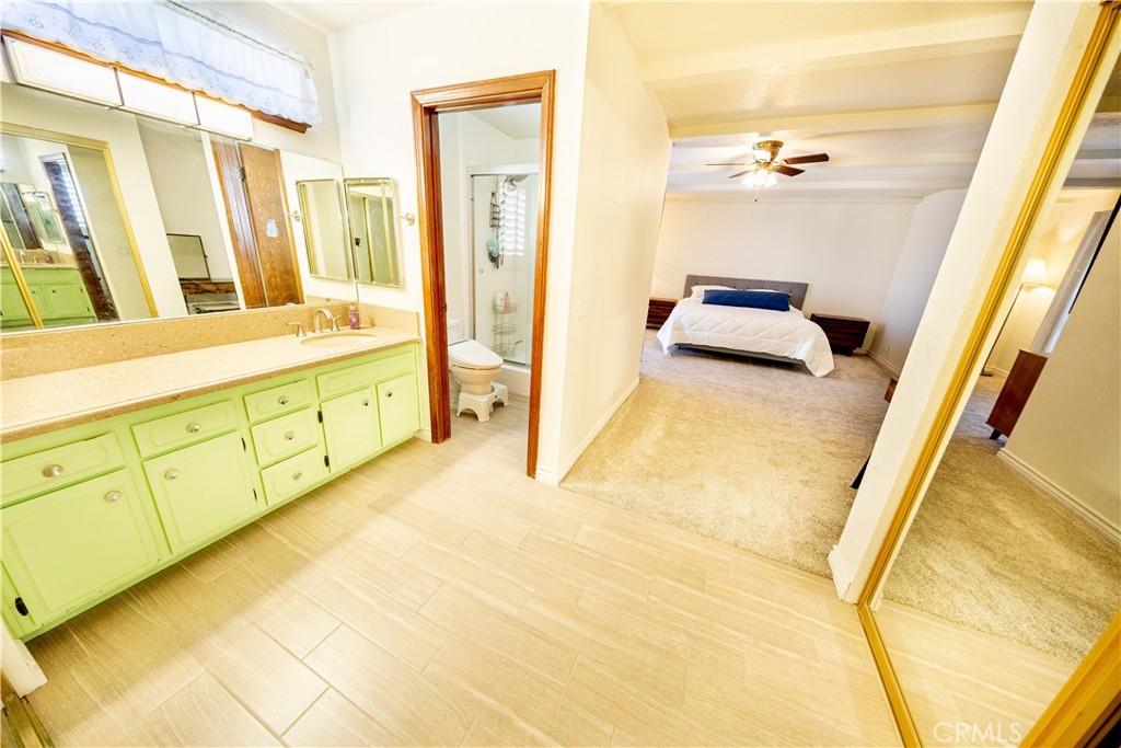 13685 Hidden Valley Road Victorville, CA 92395 - Photo 19 of 38