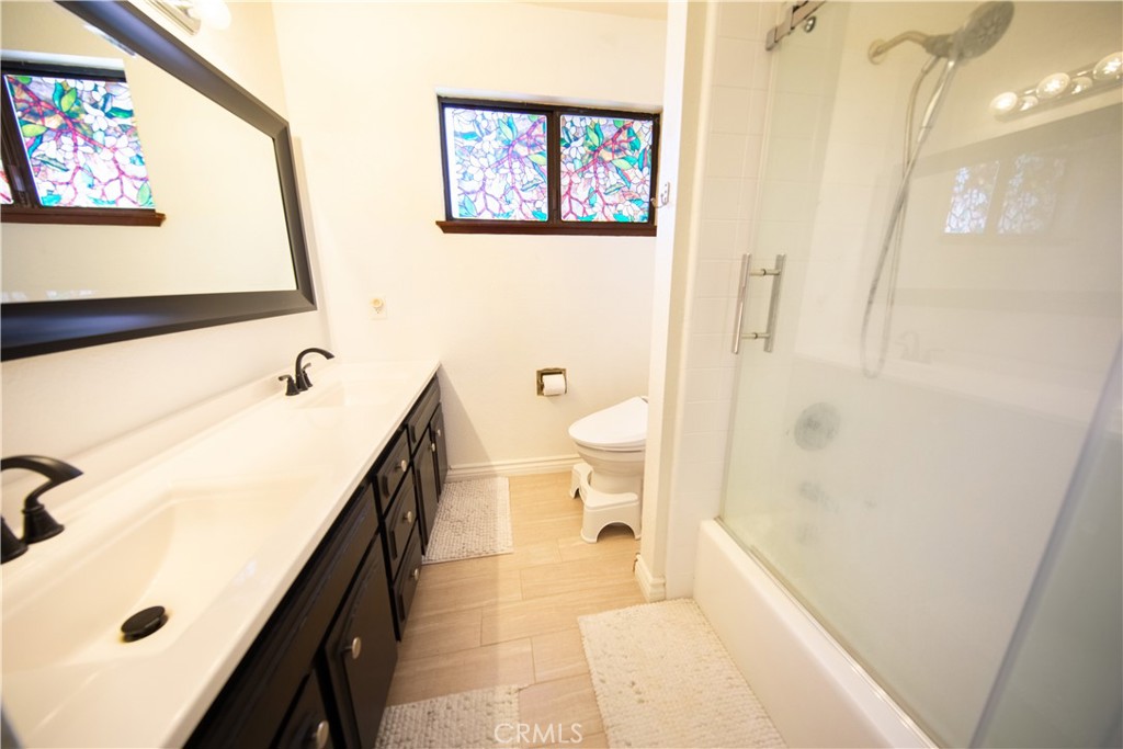 13685 Hidden Valley Road Victorville, CA 92395 - Photo 27 of 38