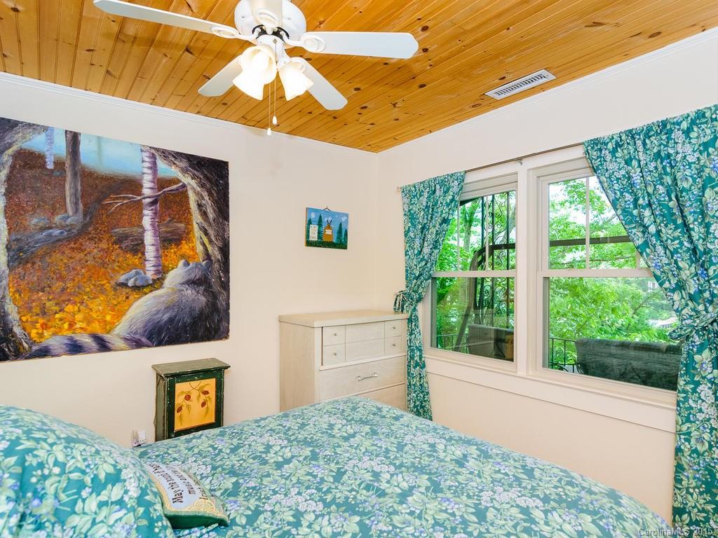 184 Ridge Road Lake Lure, NC 28746 - Photo 13 of 23 Gallery Image 13