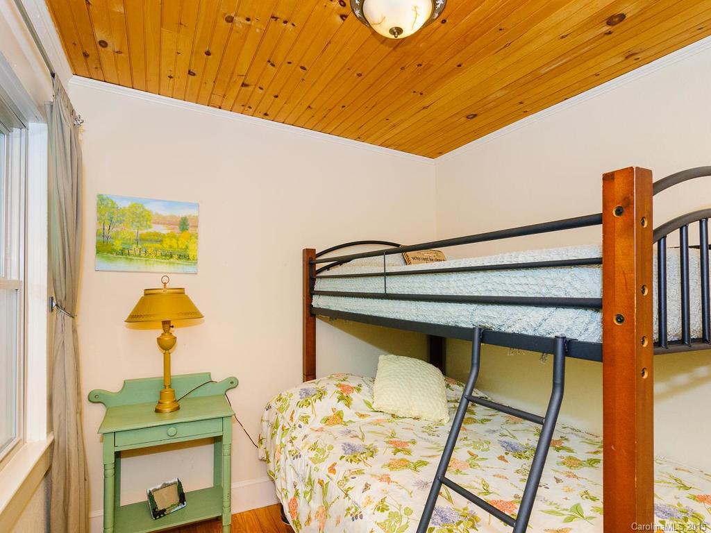 184 Ridge Road Lake Lure, NC 28746 - Photo 15 of 23 Gallery Image 15