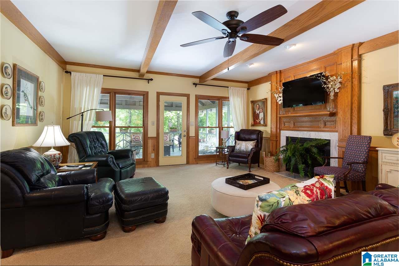 704 Hillyer High Road Anniston, AL 36207 - Photo 3 of 50