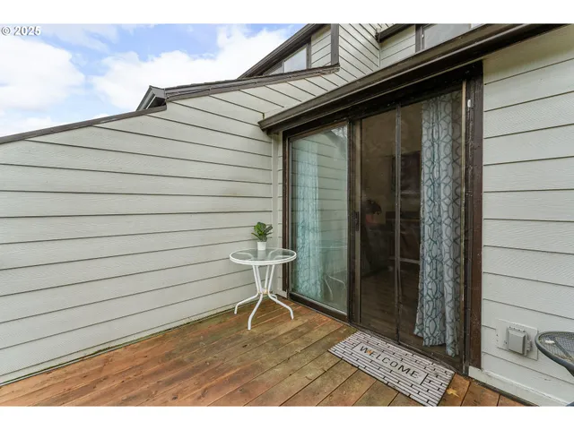 $215,000 | 43605 Highway 38, Unit 35, Reedsport, OR 97467