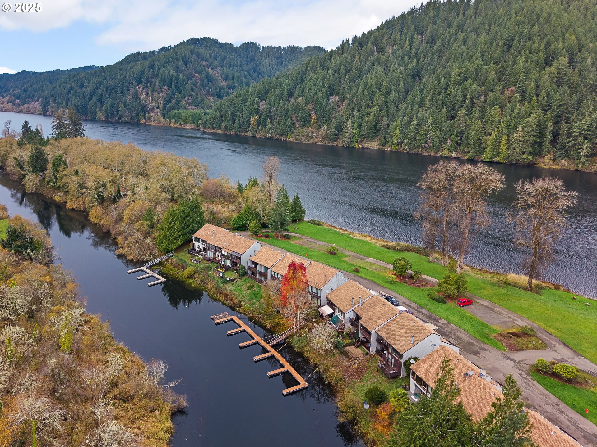 43605 Highway 38, Unit 35 Reedsport, OR 97467 - Photo 27 of 29