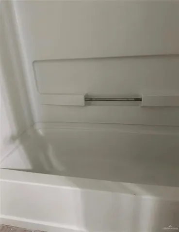 a close view of bathtub