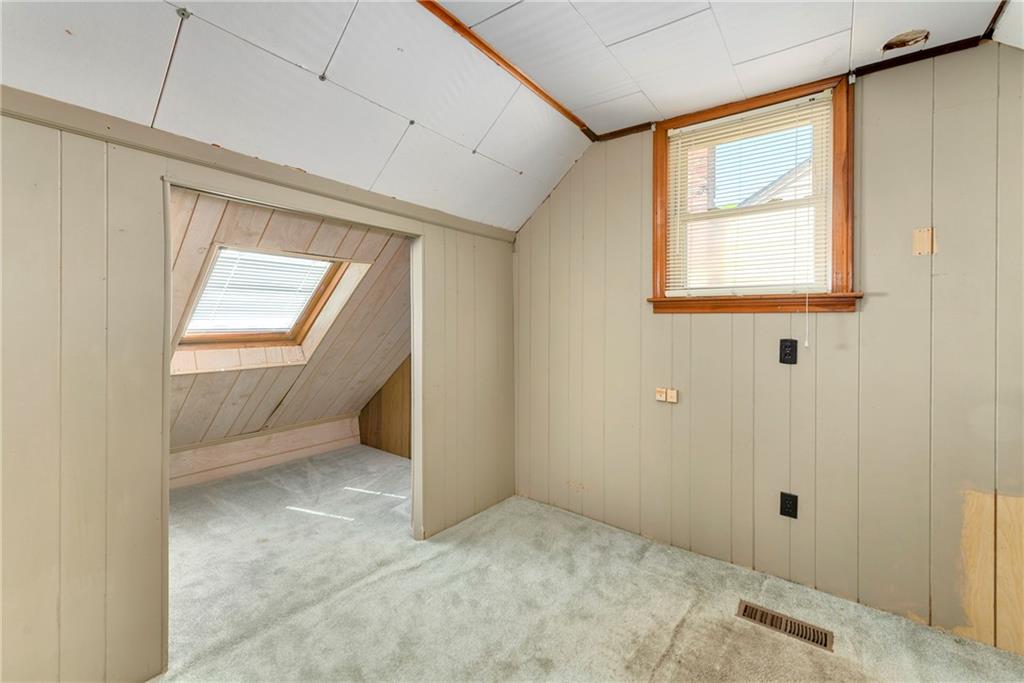 5327 Outlook Street Mission, KS 66202 - Photo 27 of 47