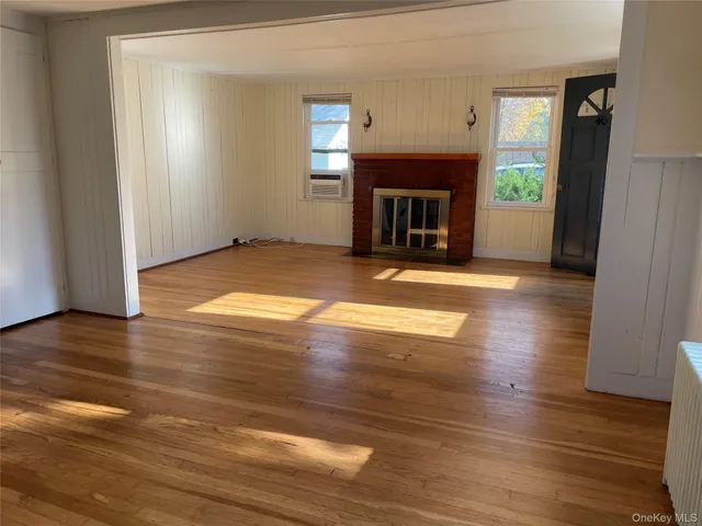 $2,250 | 40 West Garden Street, Rhinebeck, NY 12572