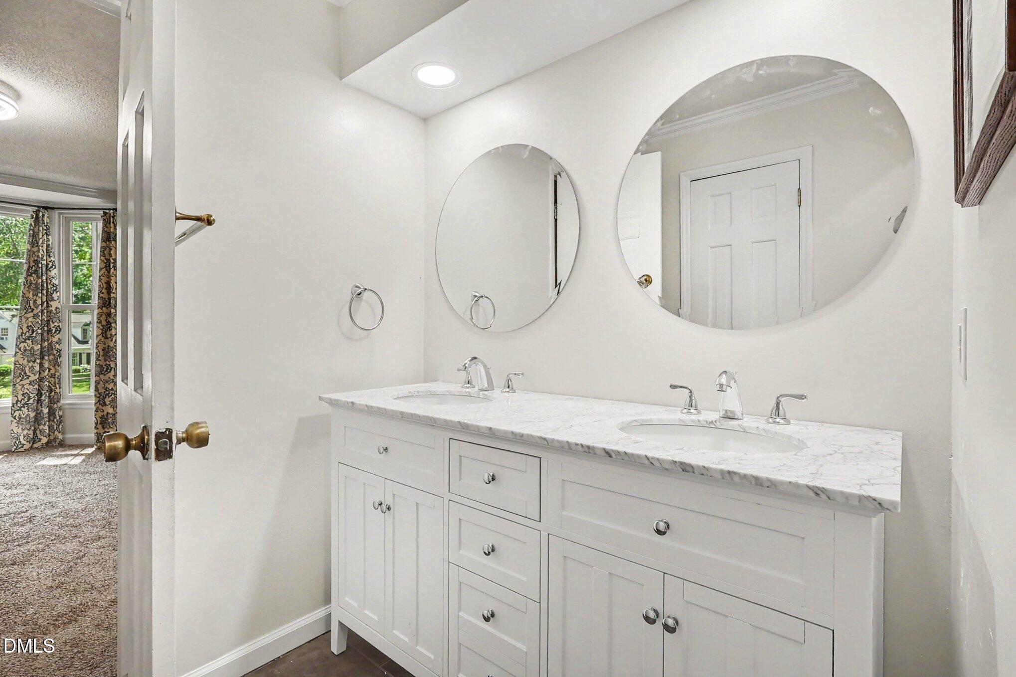 5221 Dutchman Drive Raleigh, NC 27606 - Photo 28 of 53 031_file_4634