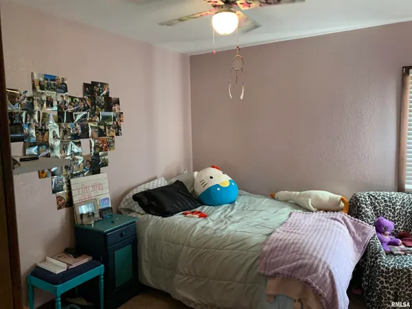 $179,000 | 412 West Broadway, Monmouth, IL 61462