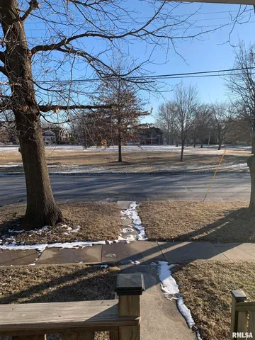 $185,000 | 412 West Broadway, Monmouth, IL 61462