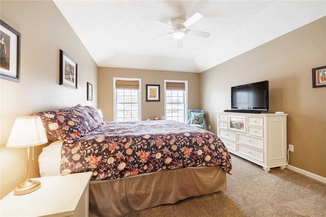 643 Kayloc Circle Webster, NY 14580 - Photo 23 of 33