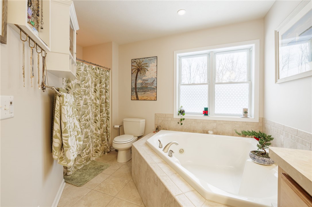 643 Kayloc Circle Webster, NY 14580 - Photo 26 of 33