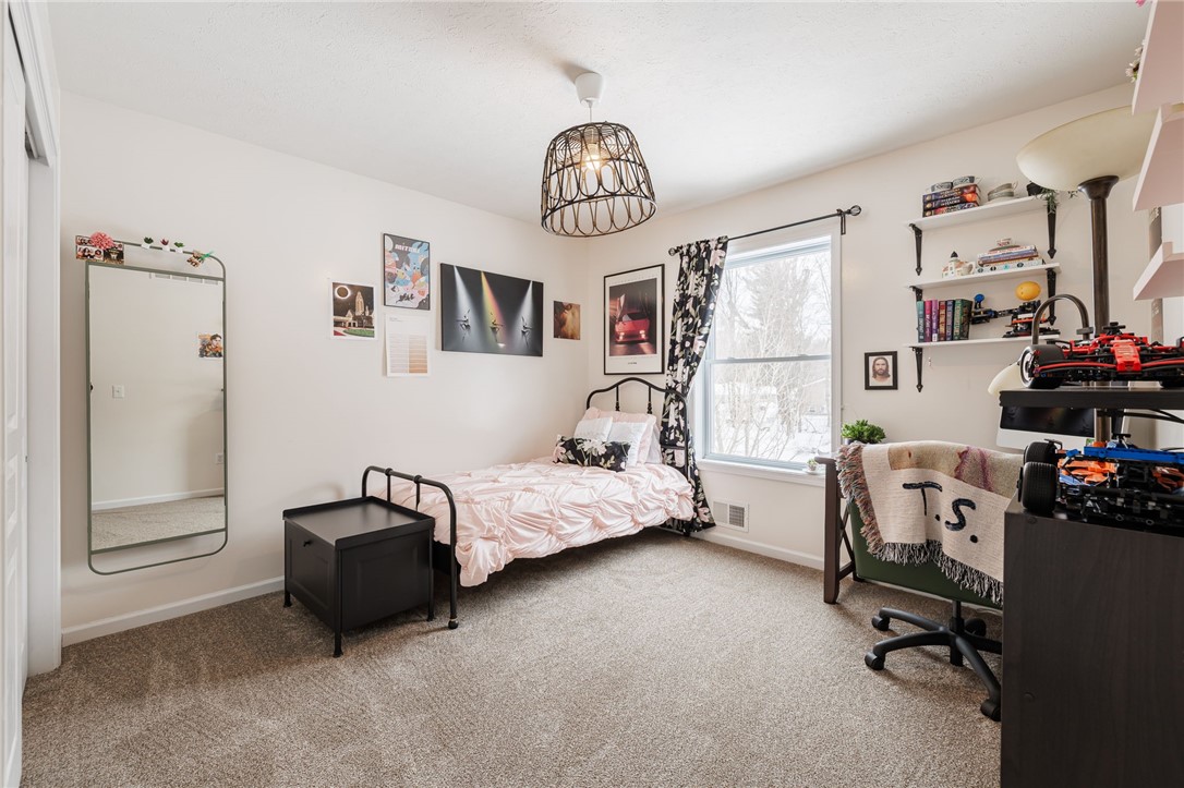 643 Kayloc Circle Webster, NY 14580 - Photo 28 of 33