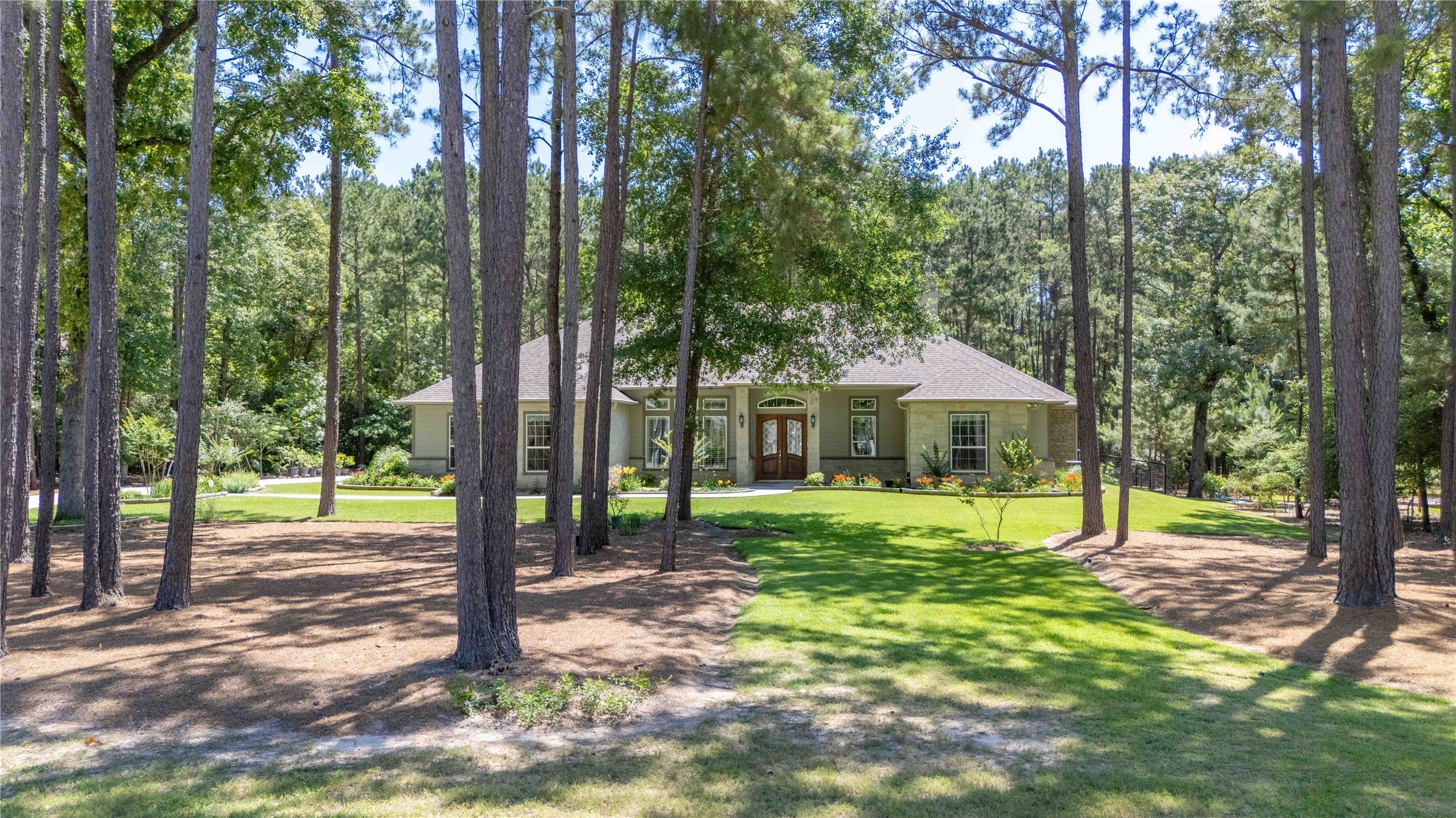 166 Rim Rock Road Huntsville, TX 77340 - Photo 5 of 50
