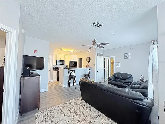 $1,850 | 10764 70th Avenue, Unit 3207, Seminole, FL 33772