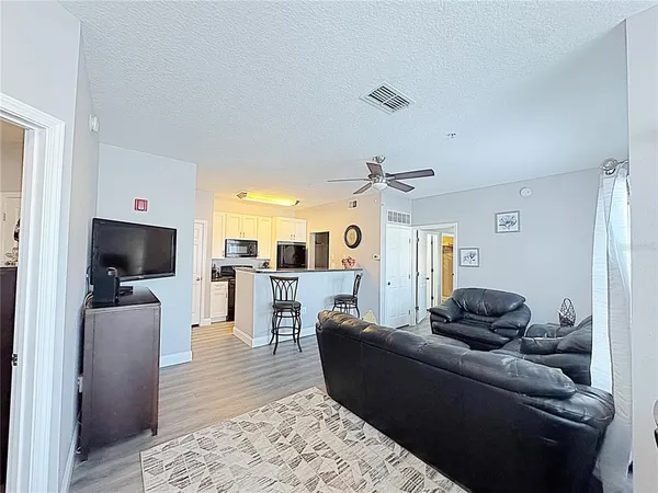 $1,850 | 10764 70th Avenue, Unit 3207, Seminole, FL 33772