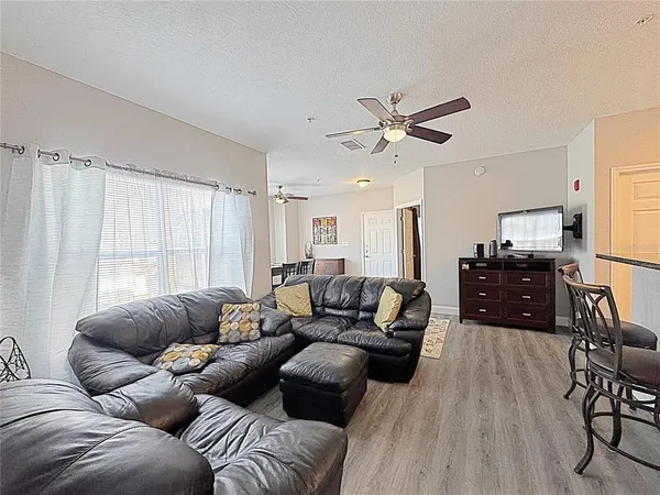 $1,850 | 10764 70th Avenue, Unit 3207, Seminole, FL 33772