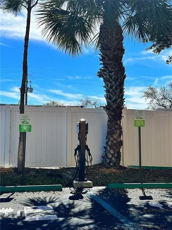 $1,850 | 10764 70th Avenue, Unit 3207, Seminole, FL 33772