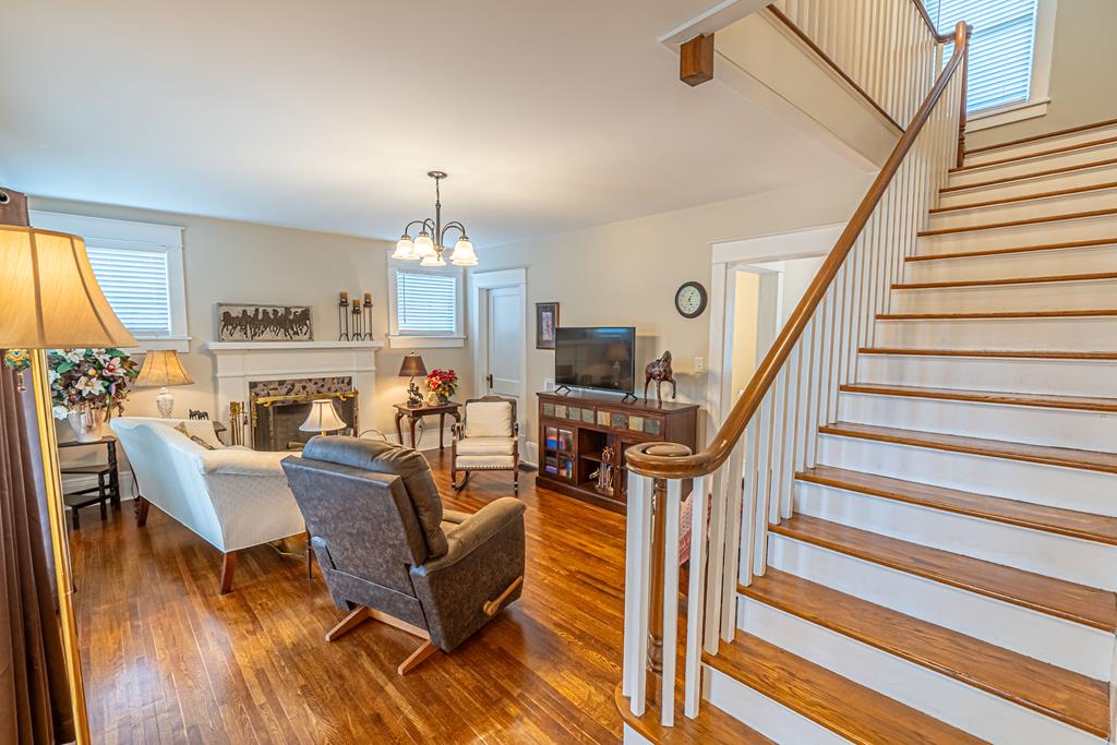 828 Colonial Road Southwest Abingdon, VA 24210 - Photo 19 of 63 Gallery Image 19