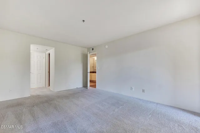 a view of empty room