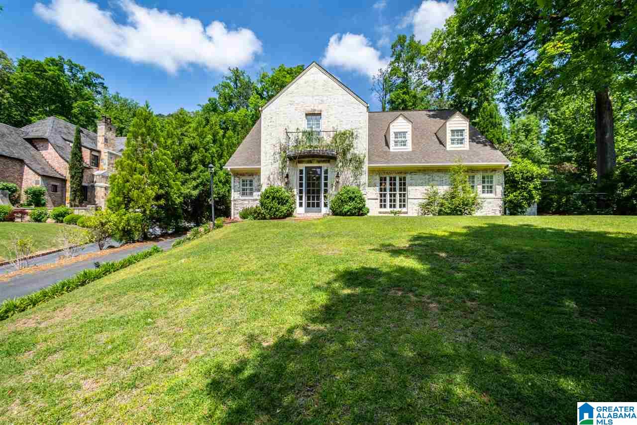 24 Woodhill Road Birmingham, AL 35213 - Photo 3 of 49