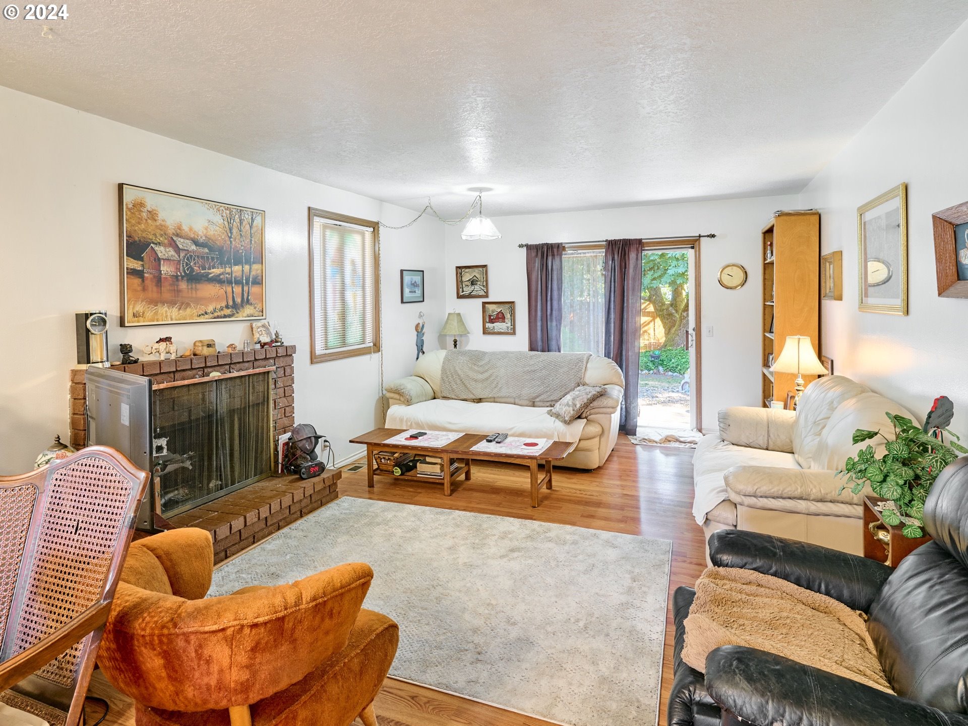 1015 Raffon Court Southeast Salem, OR 97317 - Photo 6 of 23 Gallery Image 6
