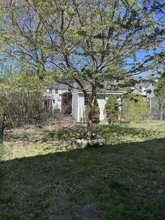 32-34 East Court Ware, MA 01082 - Photo 17 of 18 Gallery Image 17