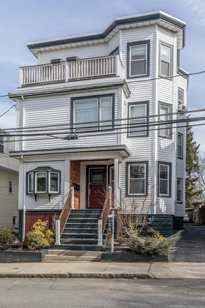 $849,000 | 83 Conwell Avenue, Unit 1, Somerville, MA 02144