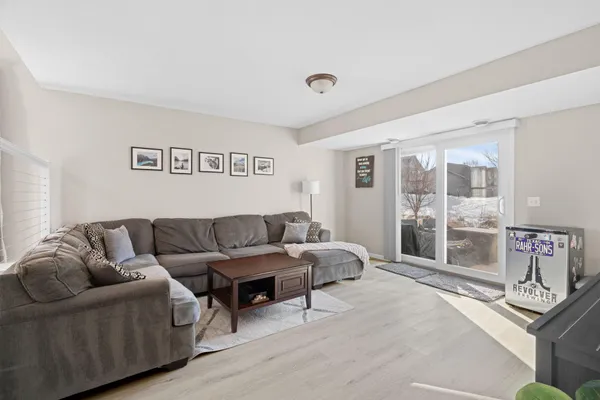 $337,500 | 2350 Downing Avenue, Shakopee, MN 55379