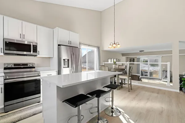 $337,500 | 2350 Downing Avenue, Shakopee, MN 55379