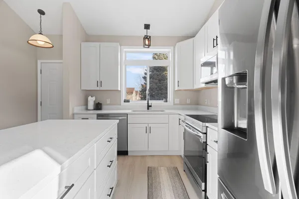 $337,500 | 2350 Downing Avenue, Shakopee, MN 55379