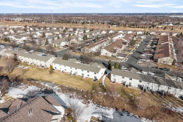 $337,500 | 2350 Downing Avenue, Shakopee, MN 55379