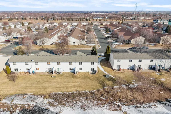 $337,500 | 2350 Downing Avenue, Shakopee, MN 55379