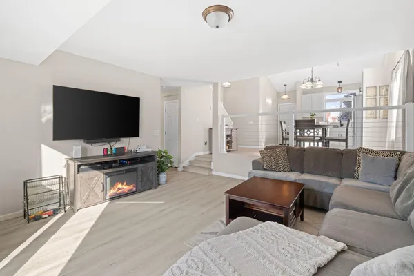 $337,500 | 2350 Downing Avenue, Shakopee, MN 55379