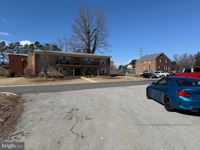 a car parked in front of a building