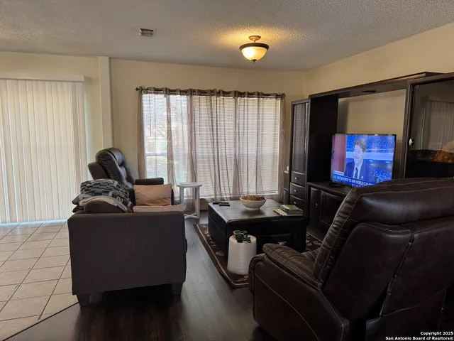 $1,550 | 10022 Wind Burn Trail, Converse, TX 78109