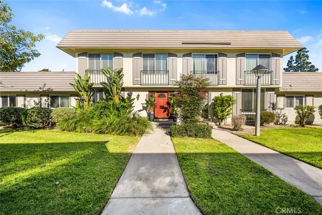 $895,000 | 4003 Via Encinas, Cypress, CA 90630