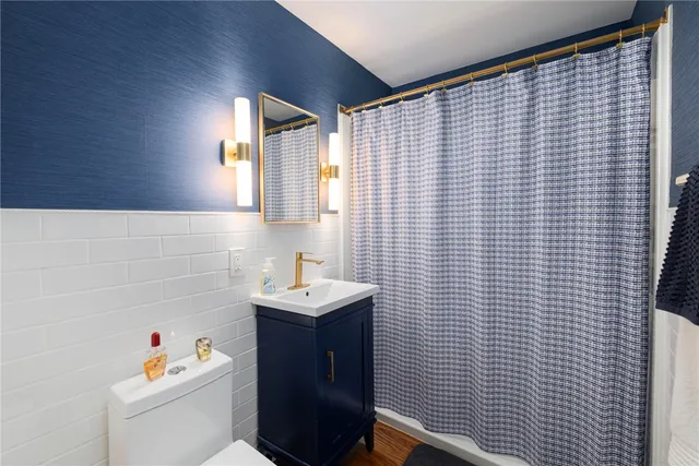 $2,200 | 70 Carroll Avenue, Unit 1009, Newport, RI 02840