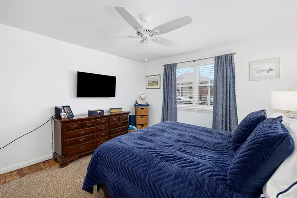 $2,200 | 70 Carroll Avenue, Unit 1009, Newport, RI 02840